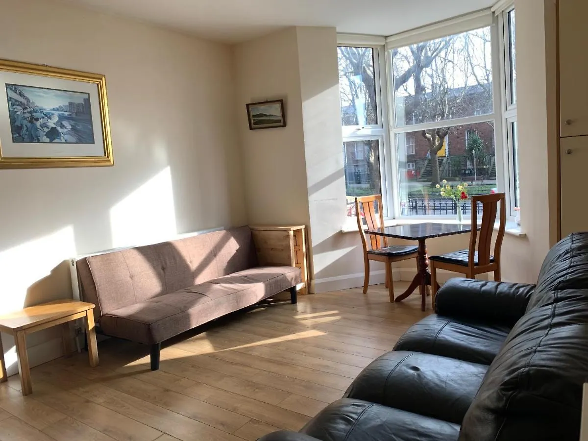 דבלין Drumcondra Road Apartments